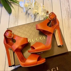 Gucci Leather Platform Bamboo Buckle Sandals